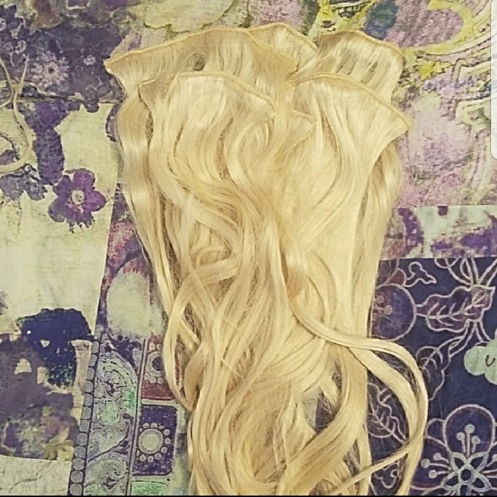 Bellami beach blonde clipin extensions